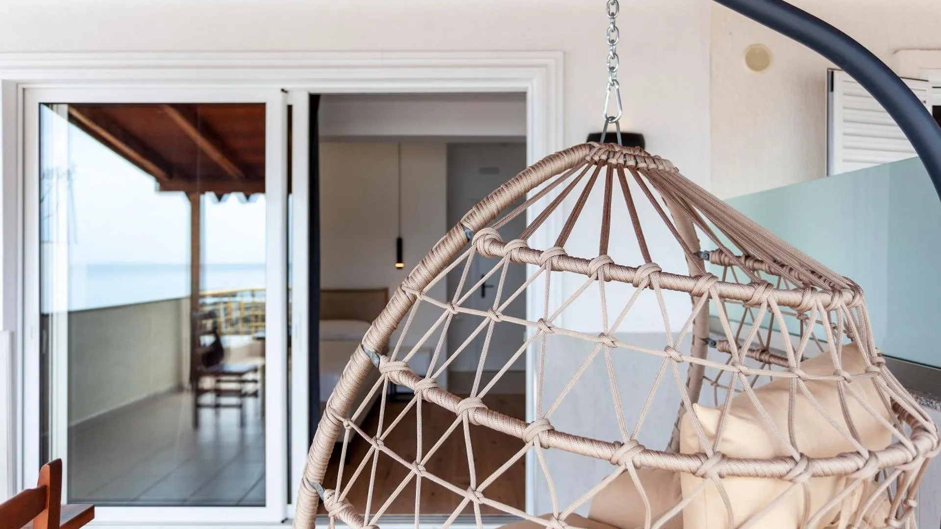 Ionio Rooms Himare 0*,